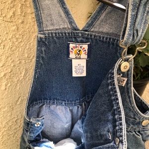 Girls overalls so cute size 4T